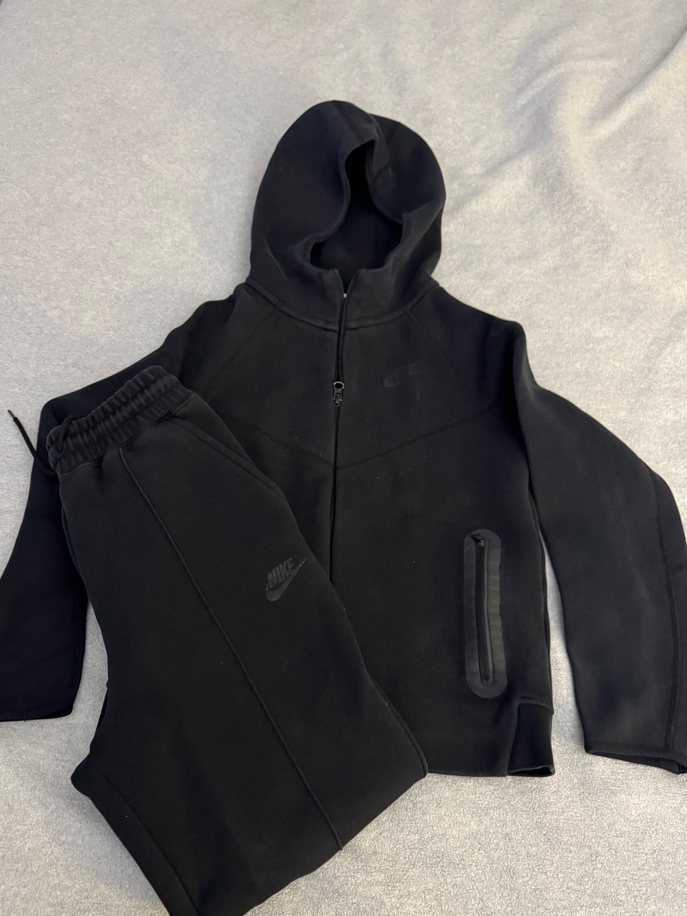 Nike Tech - Kids Black Track Suit